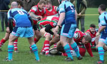Petersfield run in ten tries to remain at the top of the league