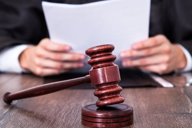 gavel image for court cases