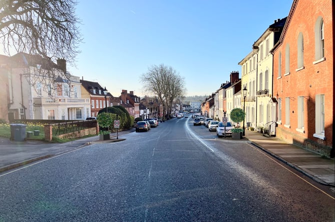 Councillors rejected Surrey County Council’s proposed 20mph limit ‘gateway’ signs in Castle Street last Thursday – instead recommending an alternative cast iron post design by Cllr George Hesse (pictured)