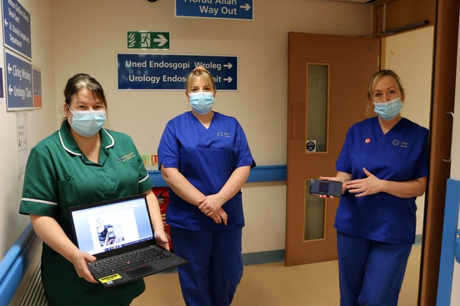 Pictured left-right are: Delyth Jones, PSA Coordinator, Eleri Hughes, Uro-Oncology Clinical Nurse Specialist and Linda Williams, Uro-Oncology Clinical Nurse Specialist at Ysbyty Gwynedd