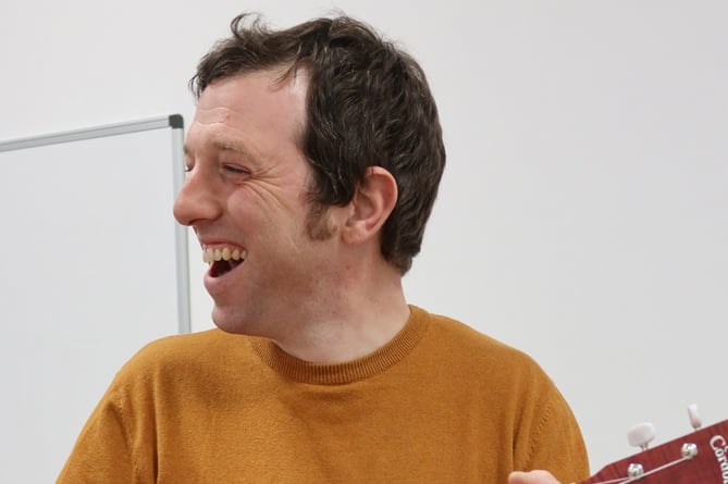 Richie Hayes with ukulele
