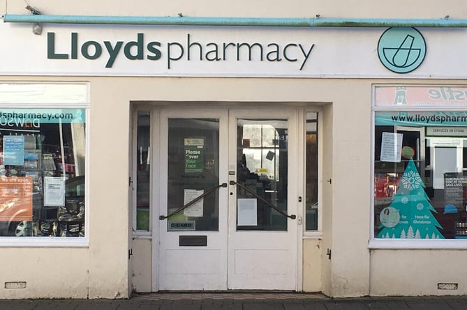 Lloyds pharmacy Callington is being forced to close on some days and change opening hours at the last minute due to ongoing staff shortages