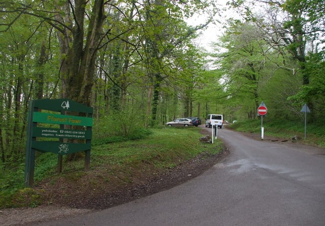 Fforest Fawr carpark entrance
