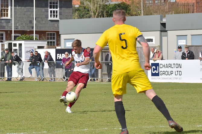 Ben Beachop fires home Farnham's second