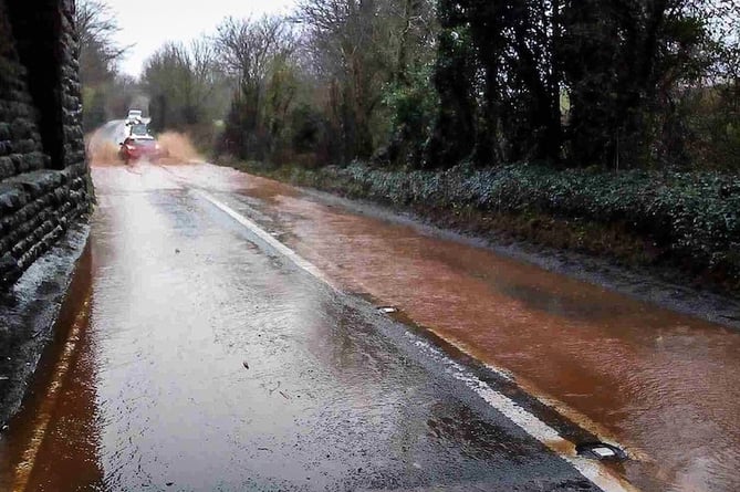 Floods on the A358