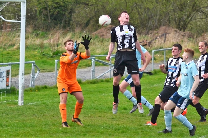 Bow Street 4 Penycae 1, Ardal North East, 16 April 2022