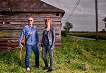 Acoustic journey with Kiki Dee