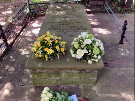 Henry Vaughan’s grave at Llansantffraed, where the Brecknock Society, Vaughan Association and Siegfried Sassoon Fellowship laid traditional wreaths.