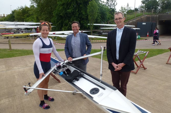 England’s Minister for Sport Nigel Huddleston with sculler and local MP David Davies. 