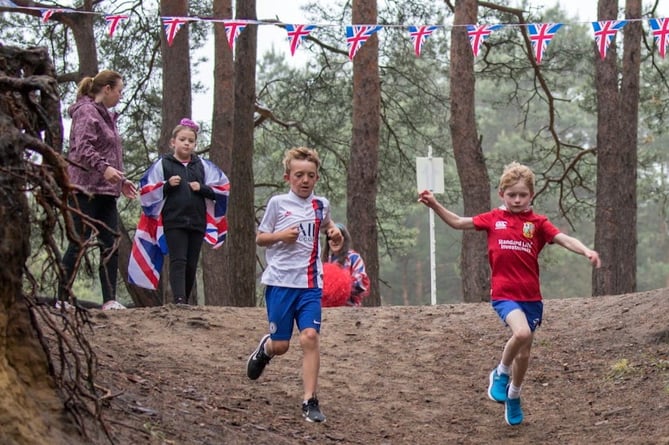Young runners take on the parkrun course