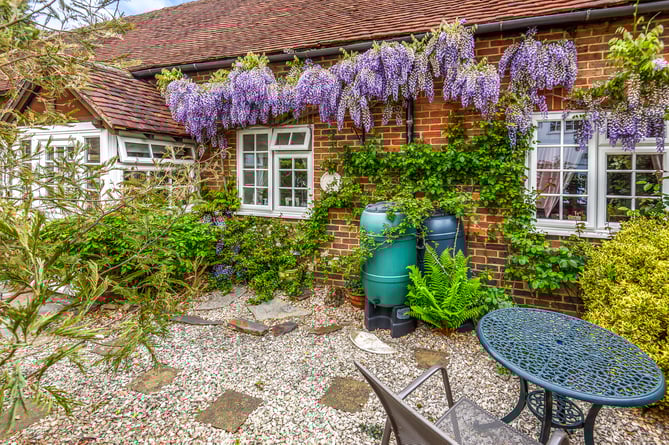 apple store house garden