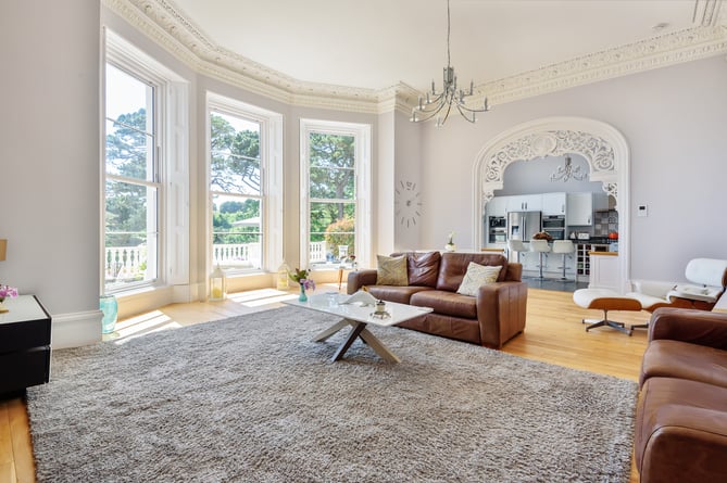 beechwood house lounge