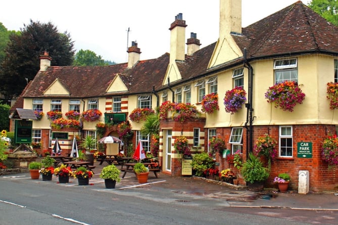 monmouth pubs