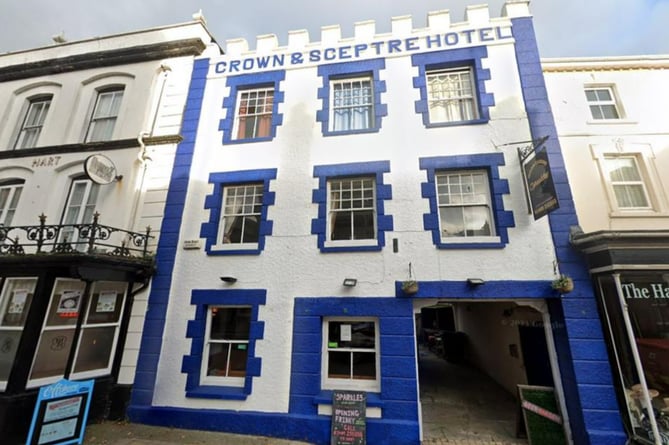 pubs cornwall