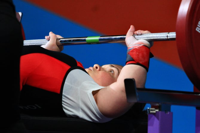 Kim Dean competing in the women’s lightweight final at the 2022 Commonwealth Games