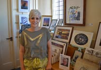 Ross artist who specialises in lino printing has launched a website to showcase works
